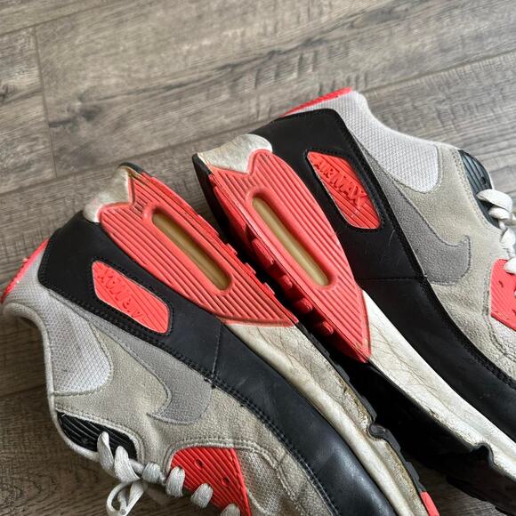 Cooked Vintage 2010 Nike Airmax 90 Grey Red Infrared - Picture 5 of 8